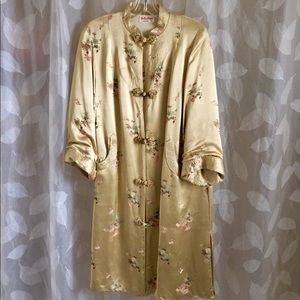 Vintage embroidered Asian silk coat